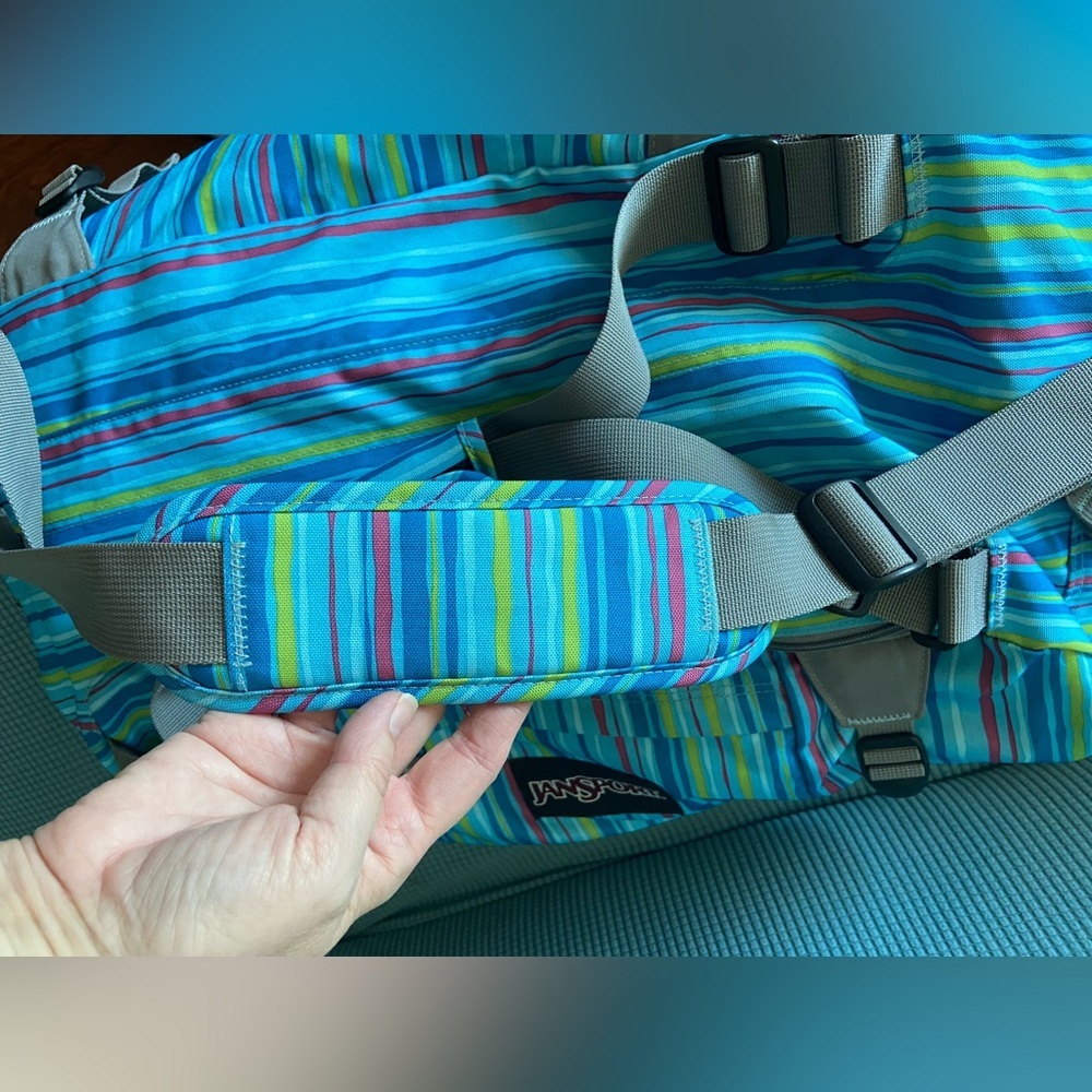 JanSport Striped Aqua Blue XL Weekender Holdall Duffel Bag with Shoulder Strap - Picture 3 of 11